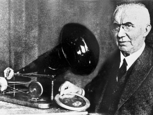 Gramophone: History of Gramophone (When and Who Invented)