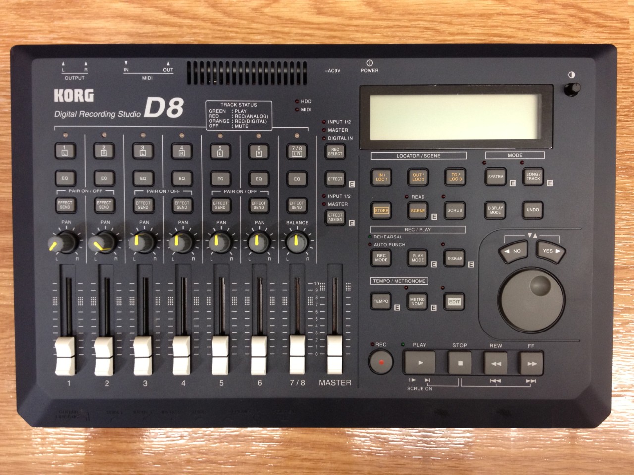 Korg D8 Digital Recording Studio